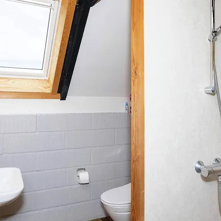 8 Person In Fur-by Traum * Fur